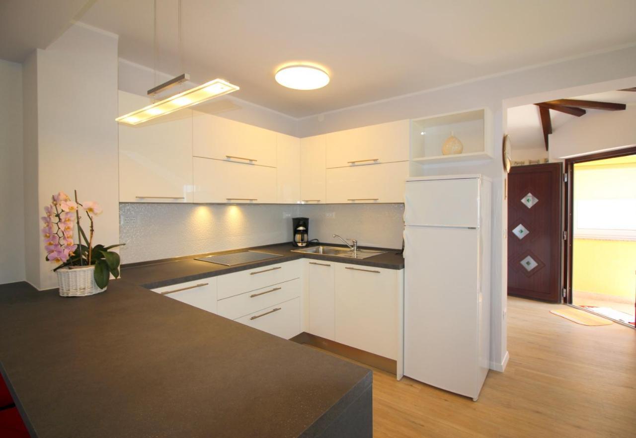 Apartments Tancel Porec Exterior photo